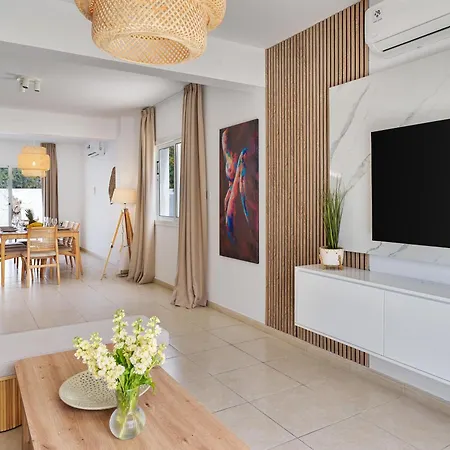 Luxvillasrentals أيا نابا