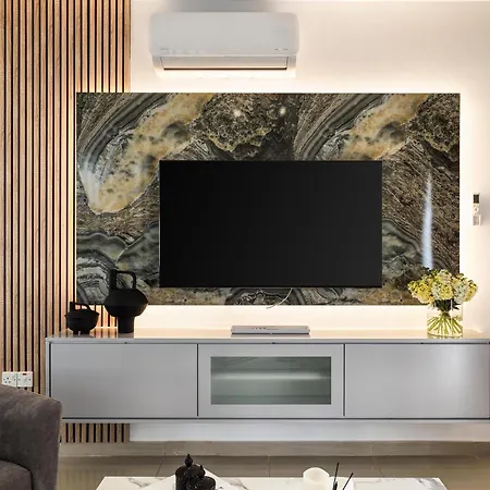 Luxvillasrentals * أيا نابا