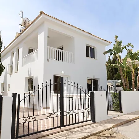 Luxvillasrentals أيا نابا