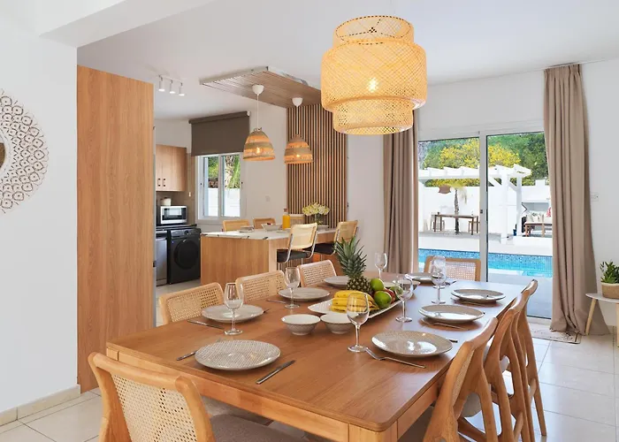 Luxvillasrentals Villa Agia Napa