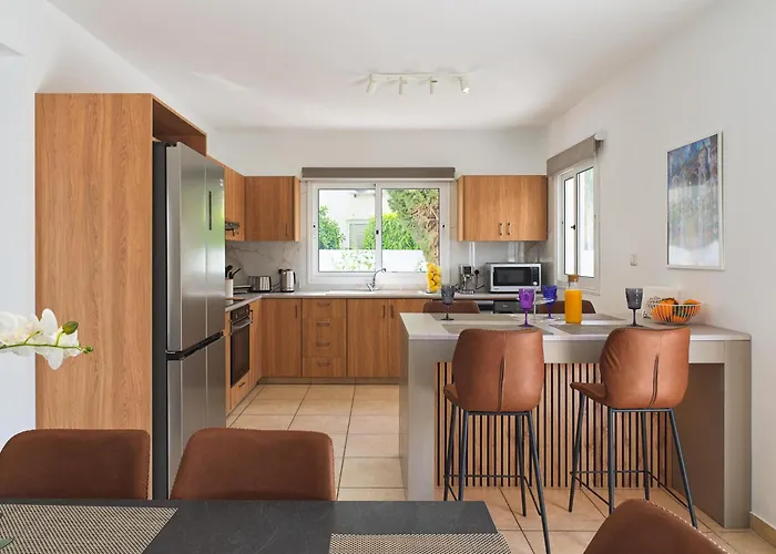 Luxvillasrentals * Agia Napa