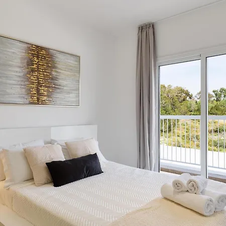 Luxvillasrentals Villa Ajía Nápa